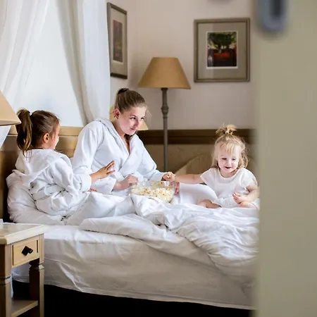 فندق أرت فروتسواف