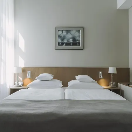 Otel Art