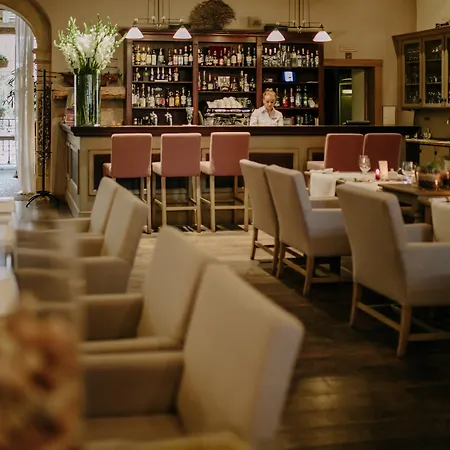 أرت 4* فروتسواف