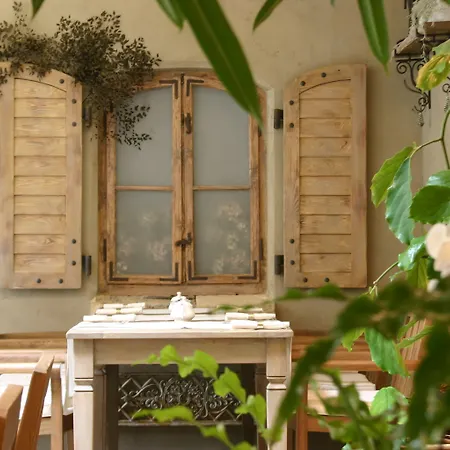 アート ホテル 4*