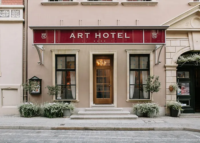 Art Hotel 4*